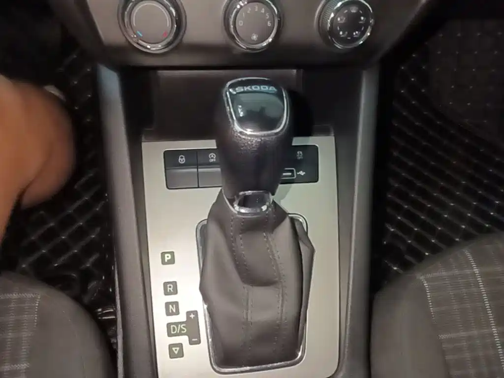 Skoda Octavia — миниатюра 14