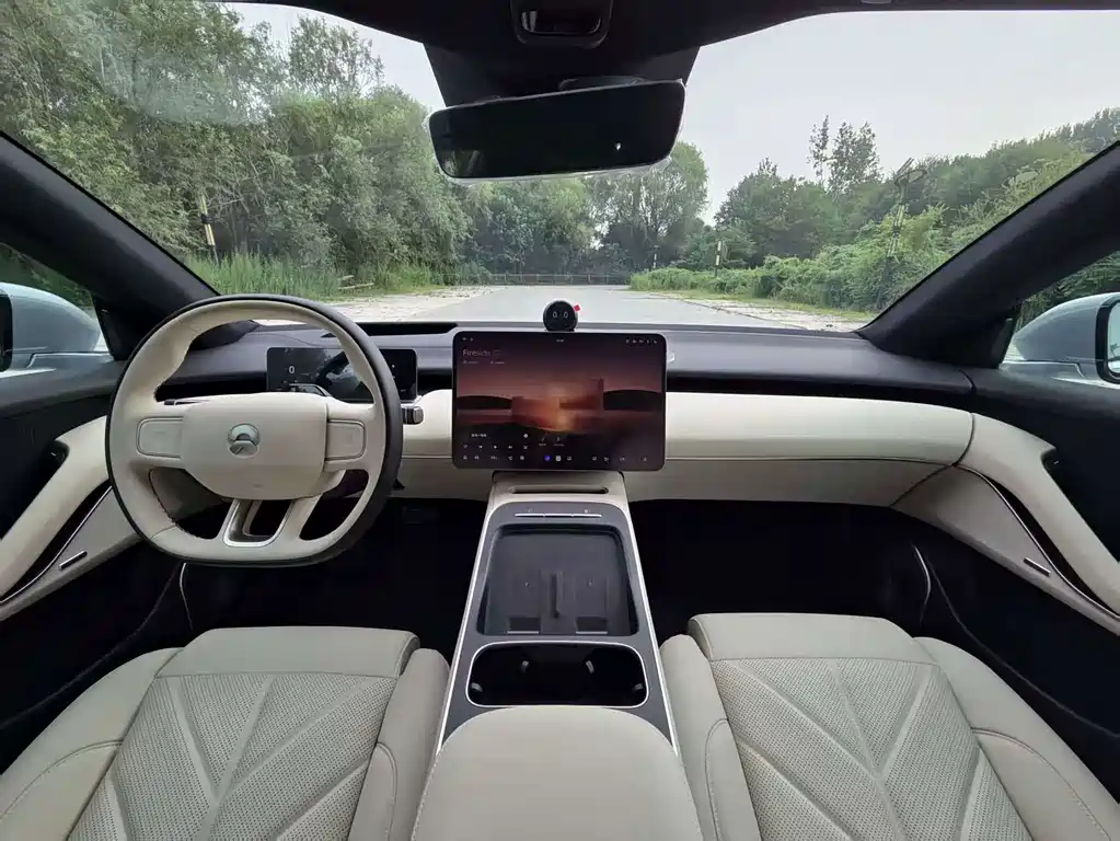 NIO ET5 — миниатюра 9
