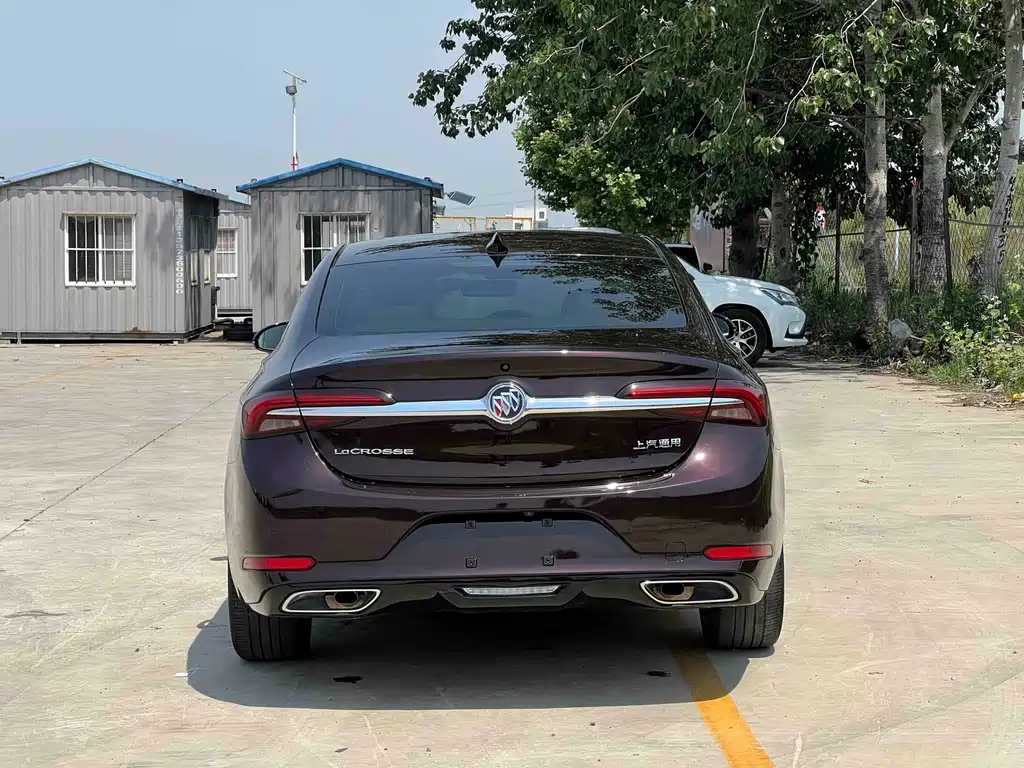 Buick LaCrosse 2022 Avenir Flagship