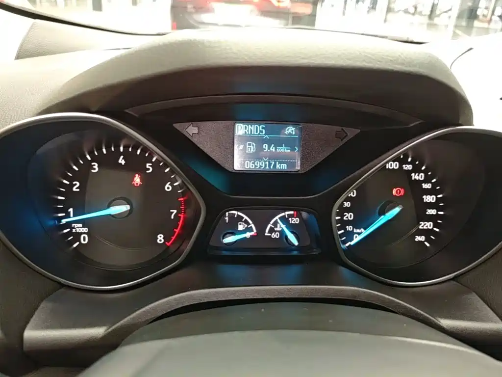 Ford Kuga — миниатюра 12