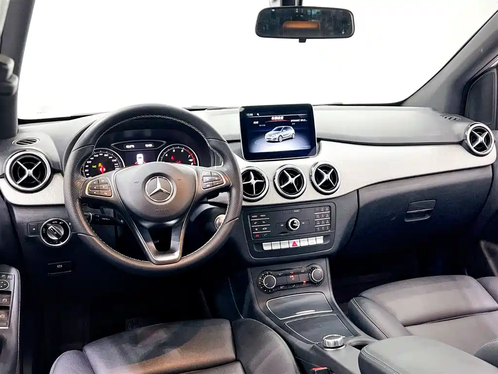 MERCEDES-BENZ B CLASS