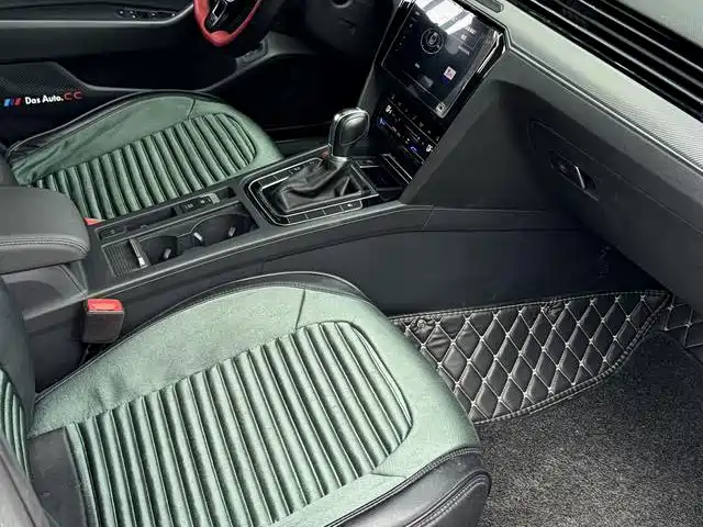 Volkswagen CC — миниатюра 8