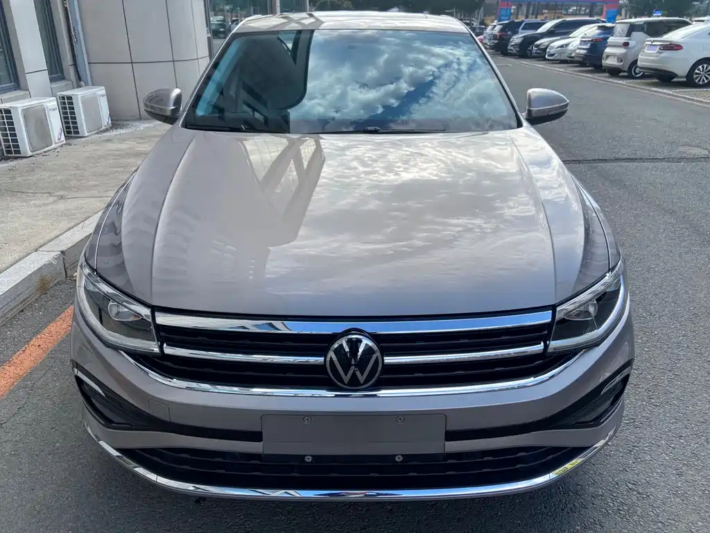 Volkswagen Bora — миниатюра 2