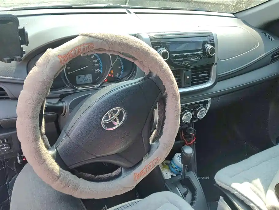 TOYOTA YARIS L ZHIXUAN