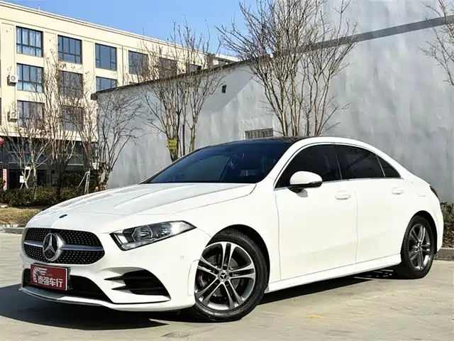 MERCEDES-BENZ A CLASS