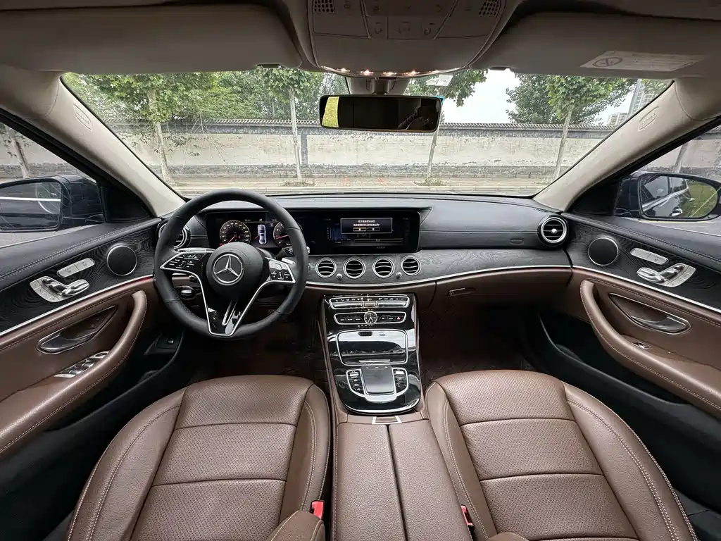 Mercedes-Benz E-Class E 2018 E 300 L Sport Fashion