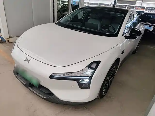 2025 Xpeng Mona M03