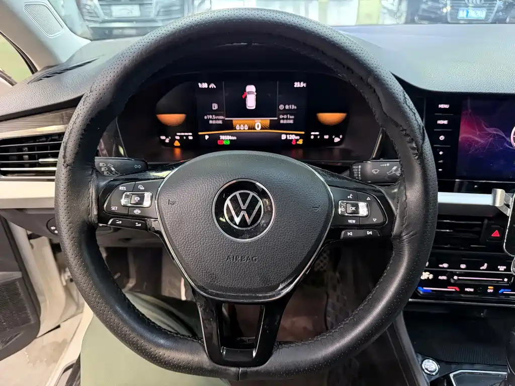 Volkswagen Lavida — миниатюра 8