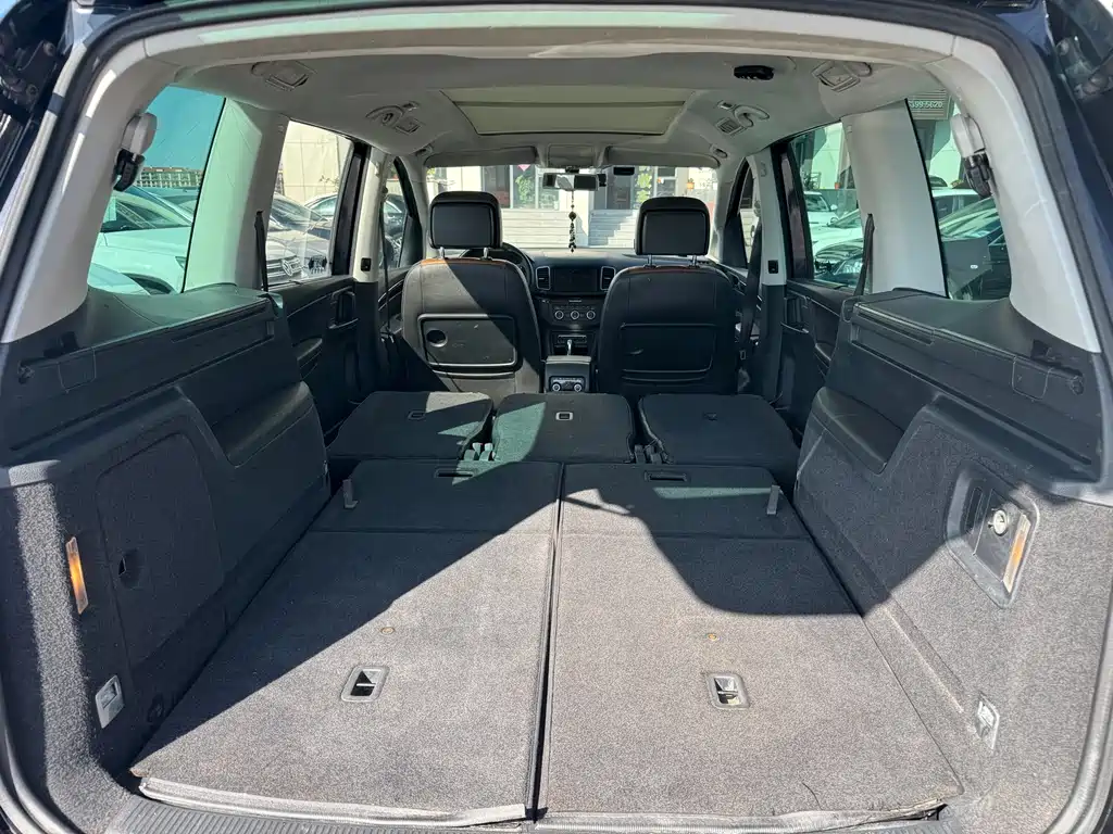 Volkswagen Sharan — миниатюра 13