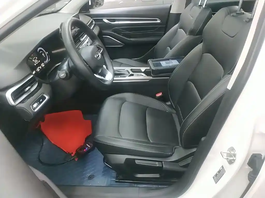 Geely Emgrand — миниатюра 15