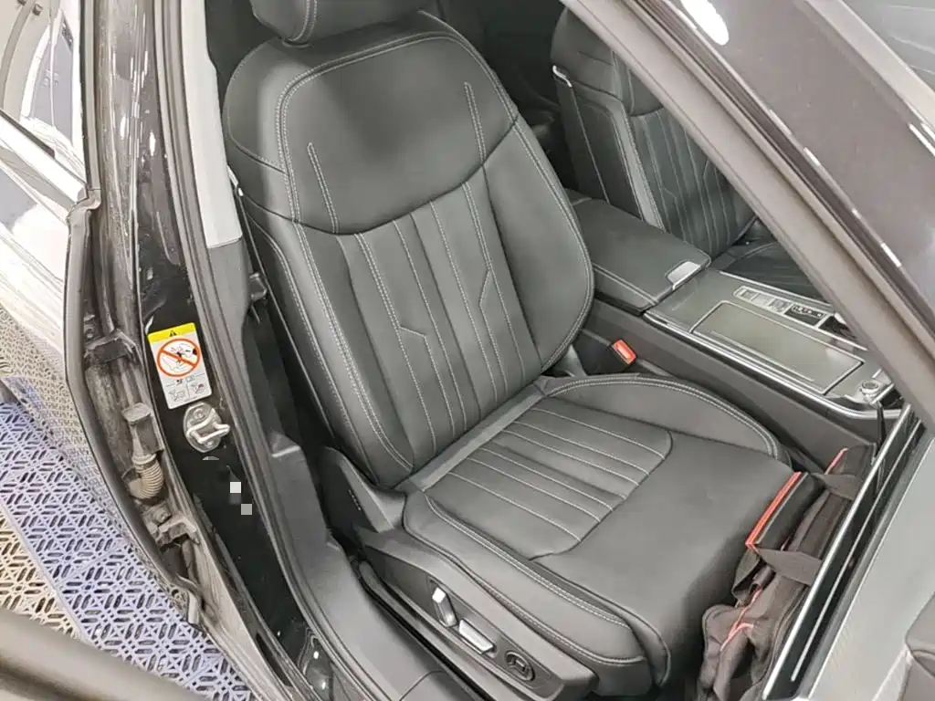 Audi A6L — миниатюра 25