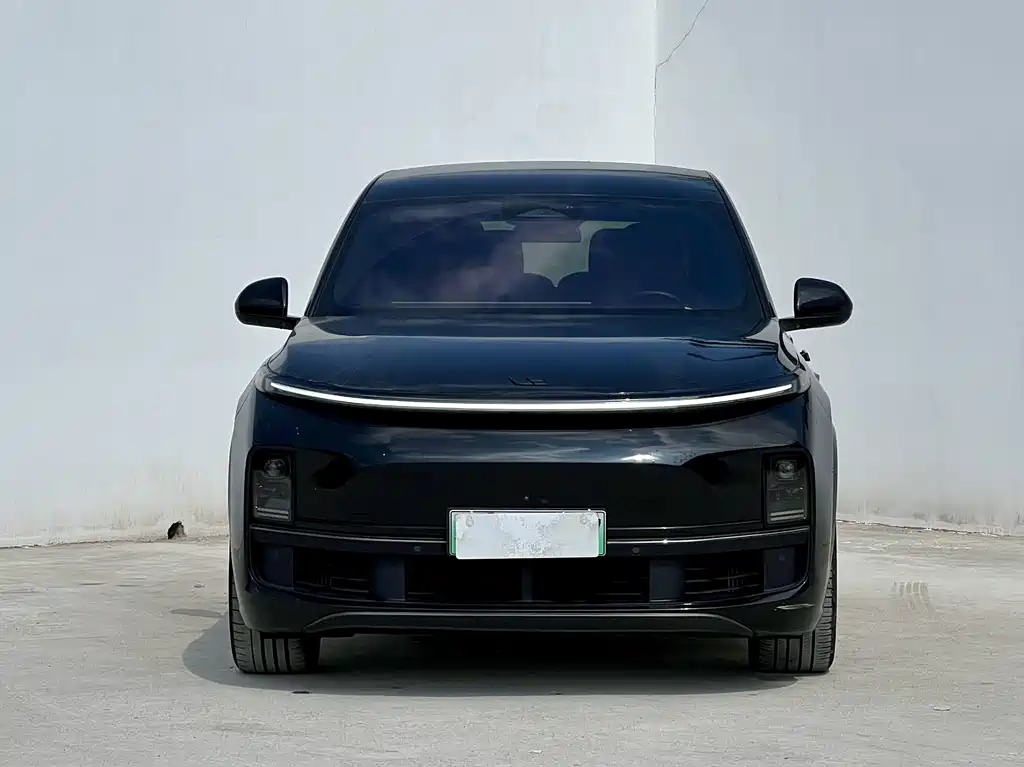 Li Auto Li L8 — миниатюра 2