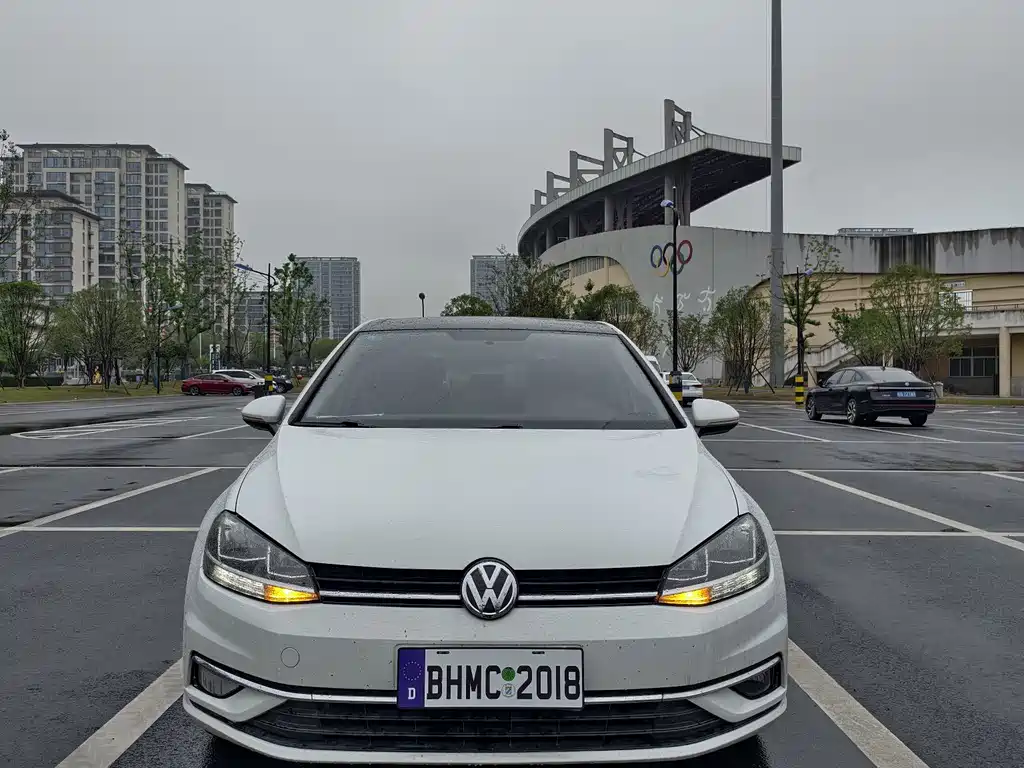 Volkswagen Golf — миниатюра 2
