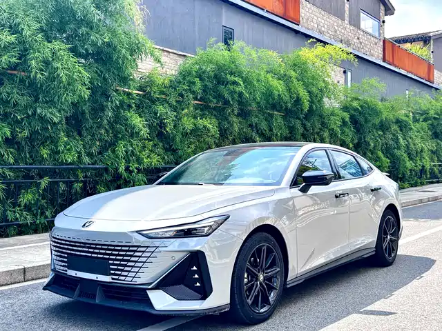 2022 Changan UNI-V