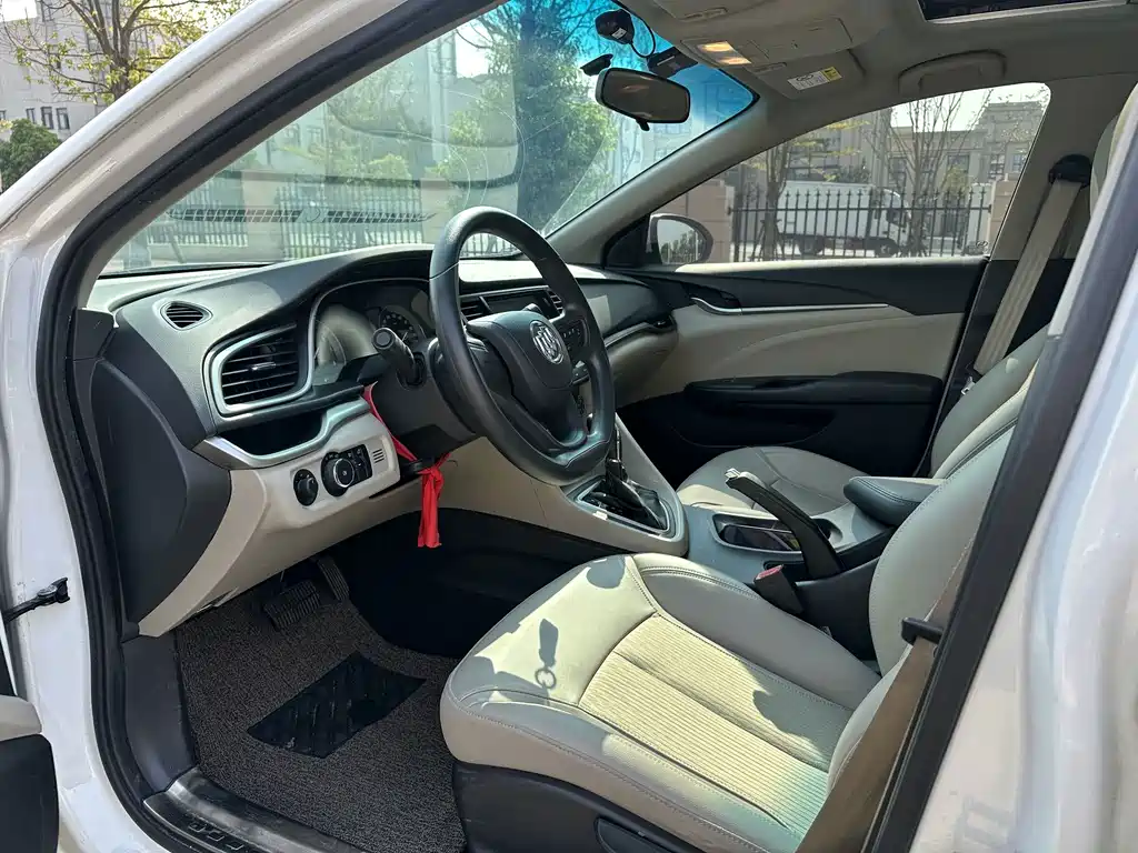 Buick Excelle — миниатюра 4