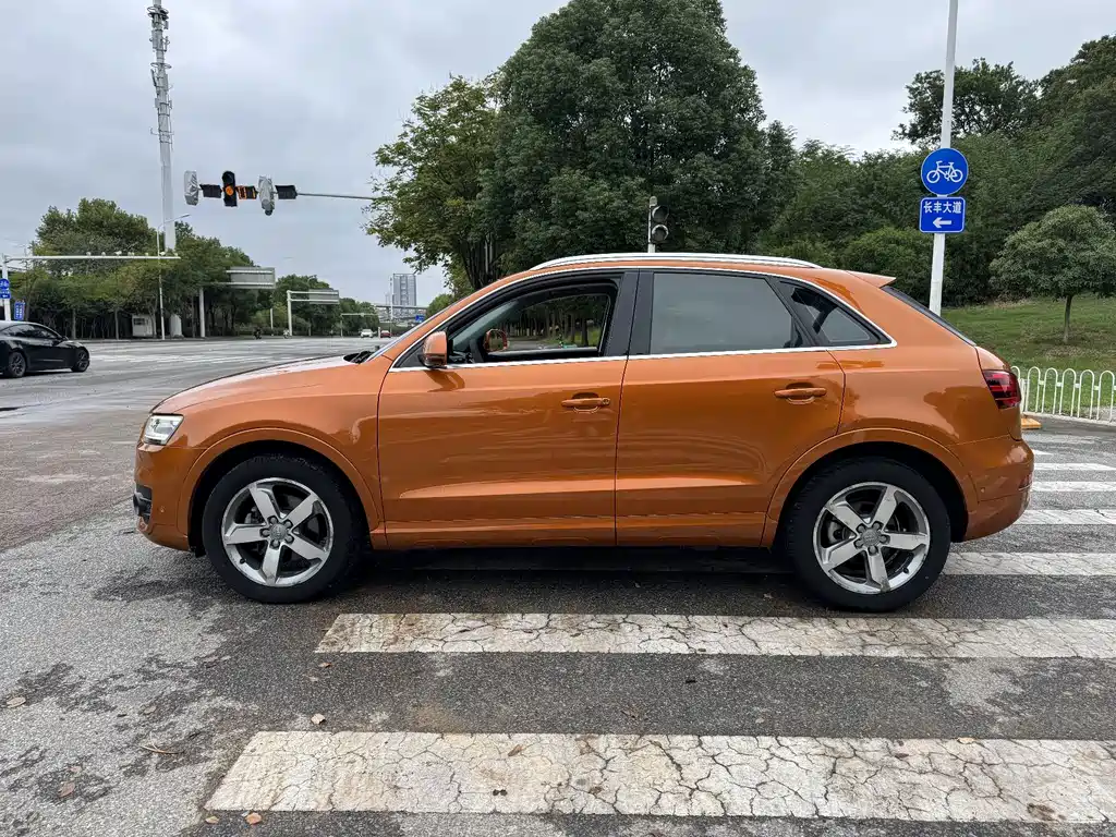 Audi Q3 — миниатюра 12