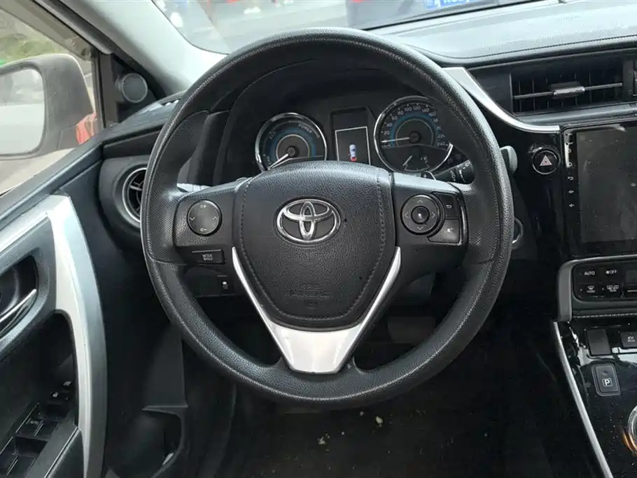 Toyota Corolla - фото 13