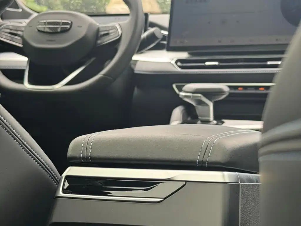 GEELY AUTOMOBILE XINGRUI