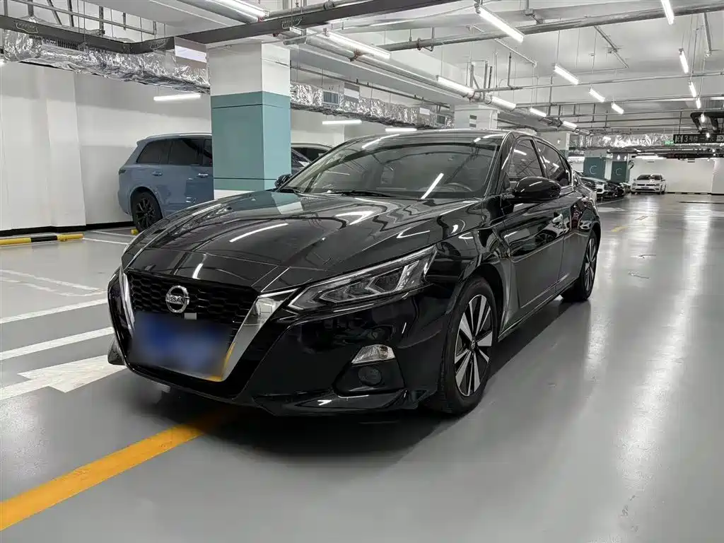 Nissan Teana 2022