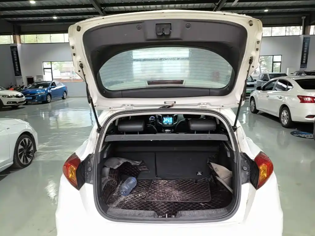 Changan Eado XT — миниатюра 19