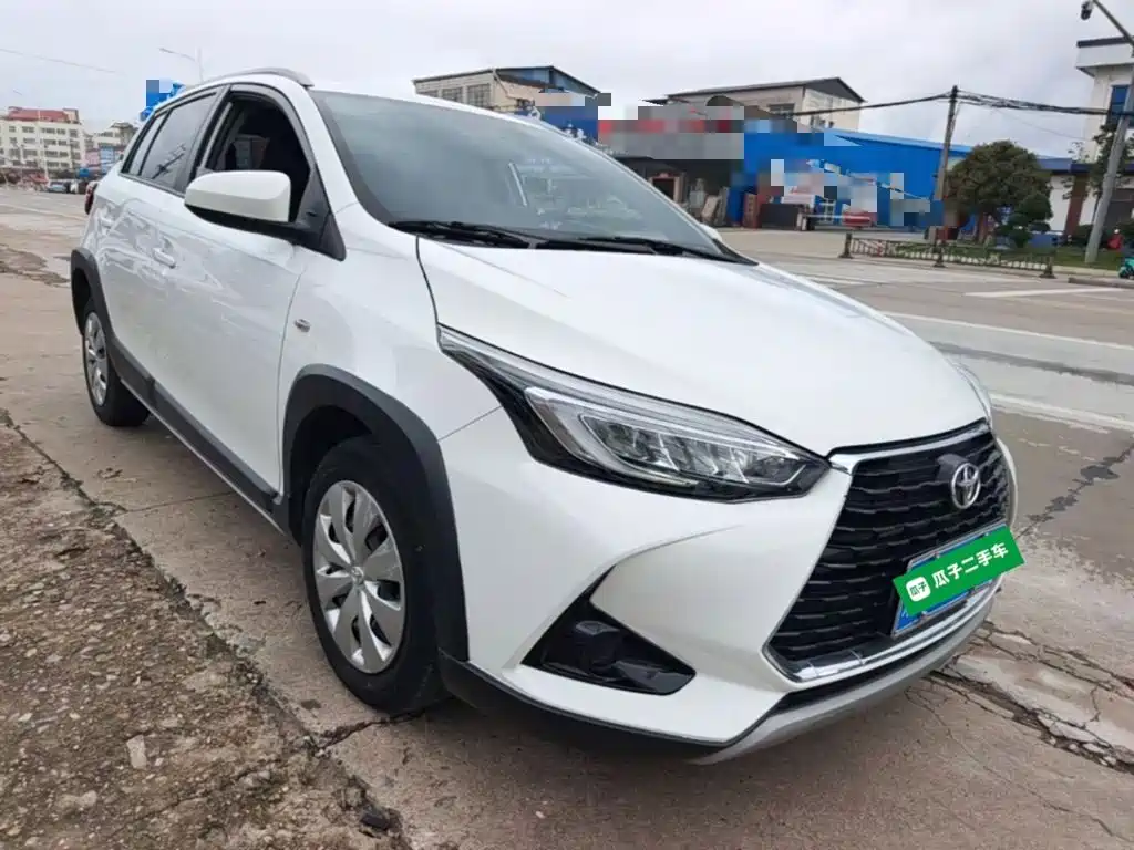 Toyota Yaris L — миниатюра 4
