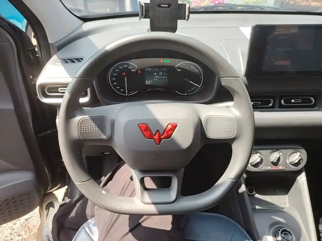Wuling Hongguang EV — миниатюра 11