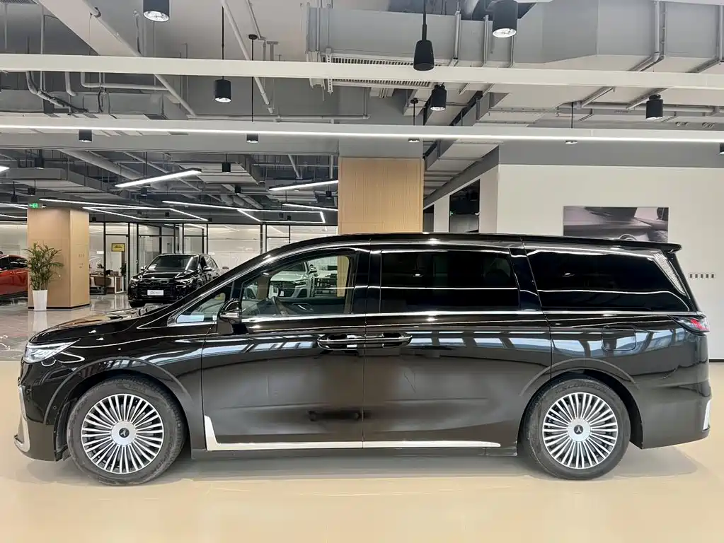 LANTU AUTOMOBILE LANTU DREAMER