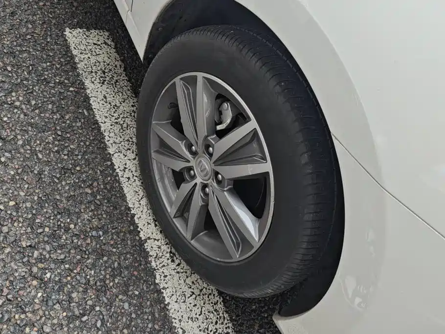 Changan Eado — миниатюра 6