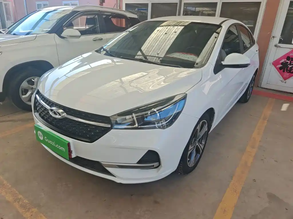 Chery Arrizo 5