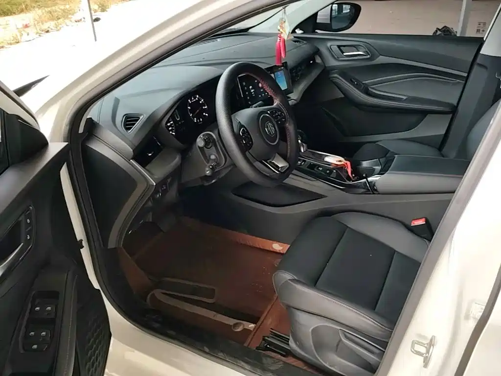 MG MG5 — миниатюра 16