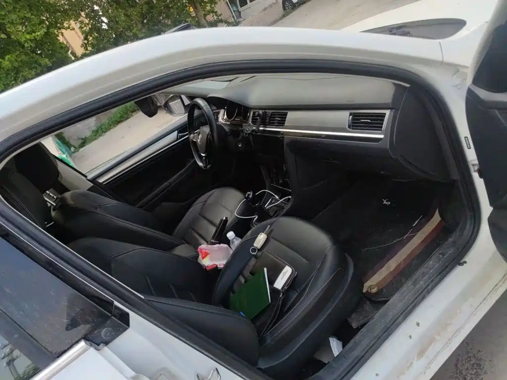 Volkswagen Bora — миниатюра 18