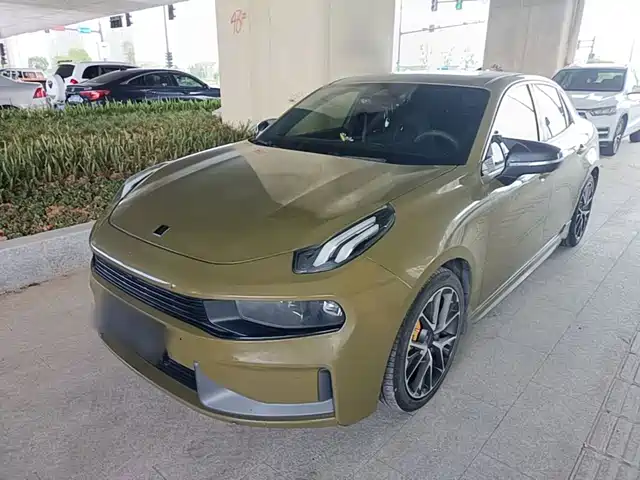 2019 Lynk & Co 03