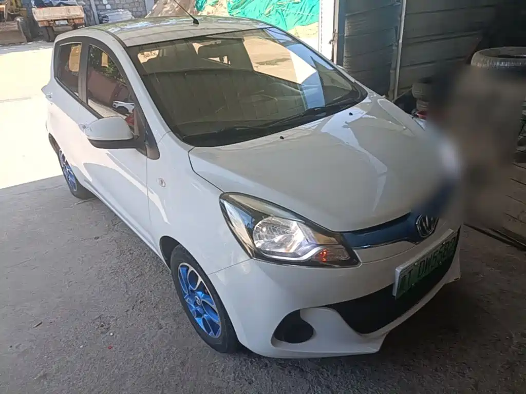 Changan EV — миниатюра 4