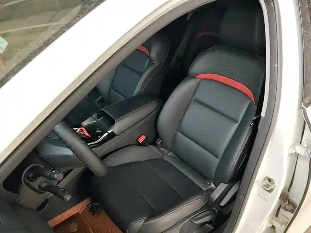 MG MG5 — миниатюра 15