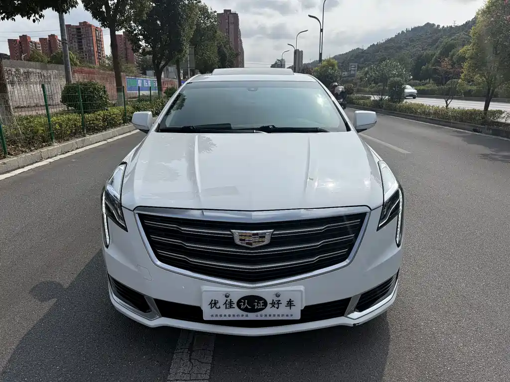 Cadillac XTS — миниатюра 2