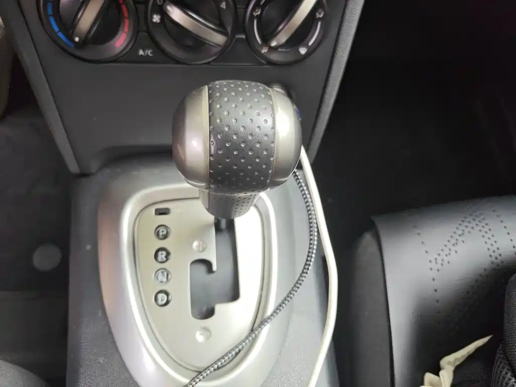 Nissan Qashqai — миниатюра 7