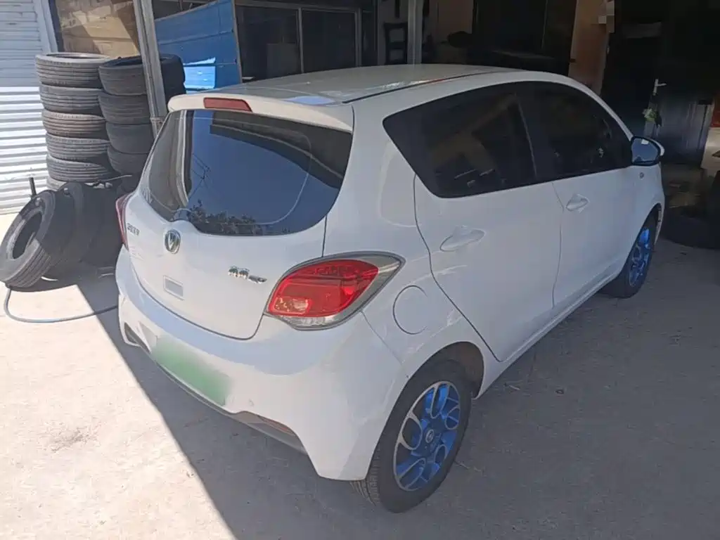Changan EV — миниатюра 7