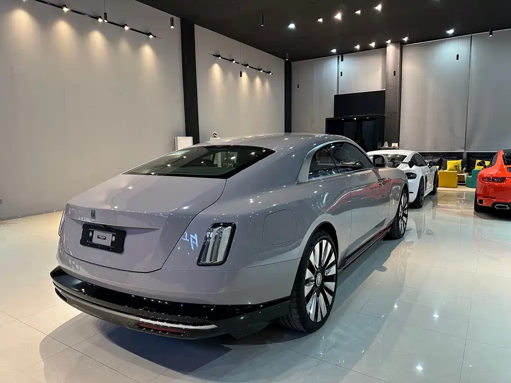 ROLLS-ROYCE CHTHONIC