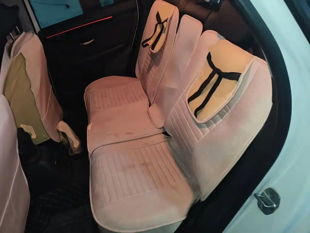 BMW 2 Series Active Tourer — миниатюра 17