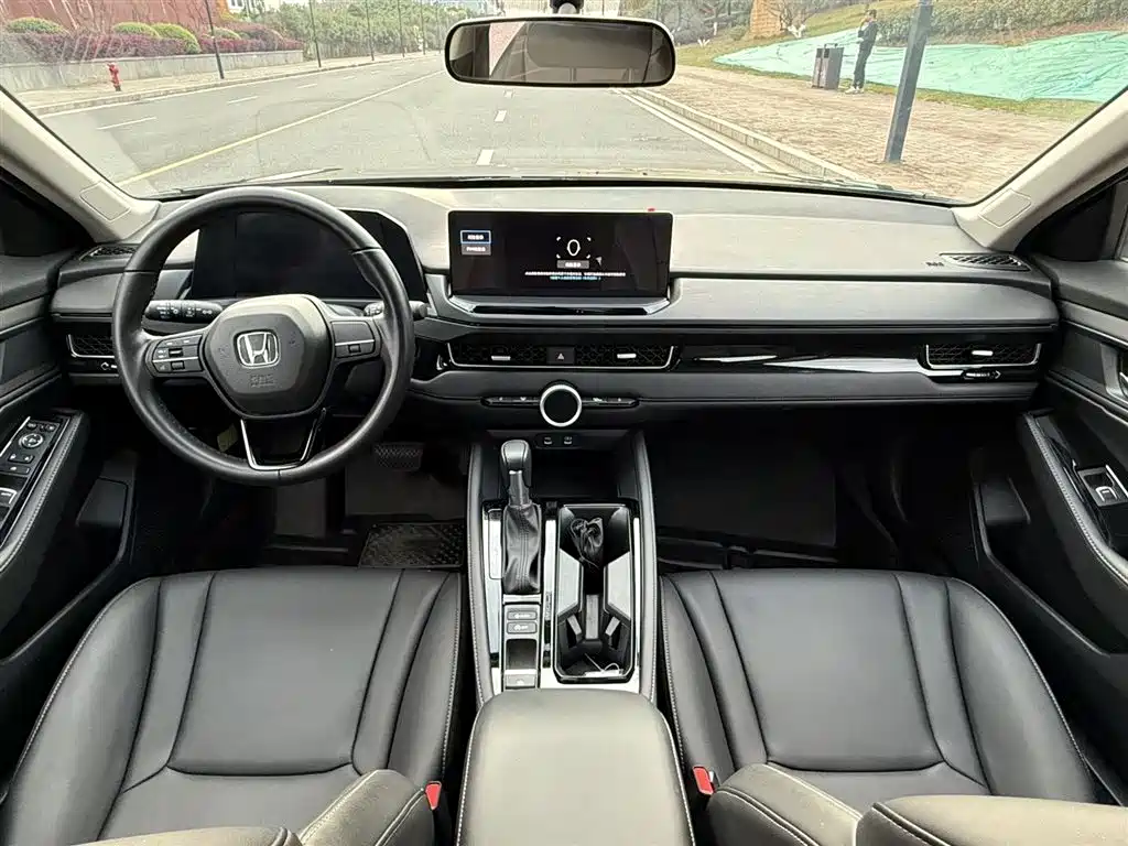 Honda Inspire 2023 260TURBO Elegant