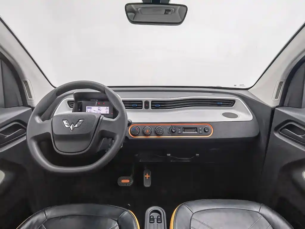 Wuling MINIEV — миниатюра 5