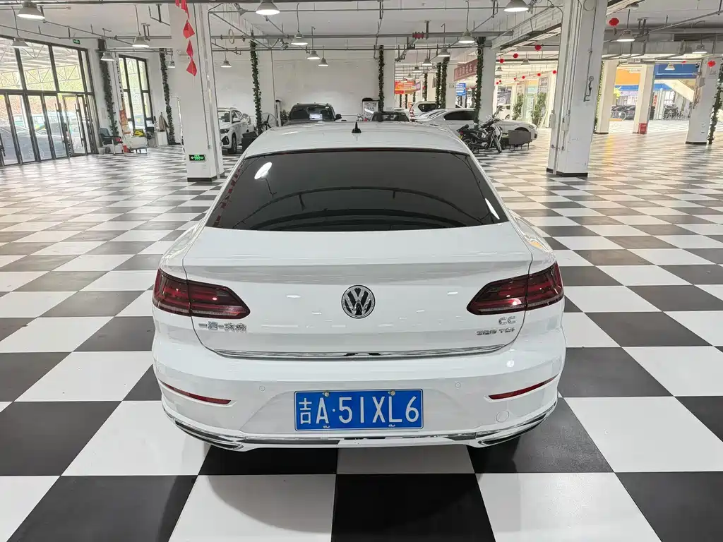 Volkswagen CC — миниатюра 8