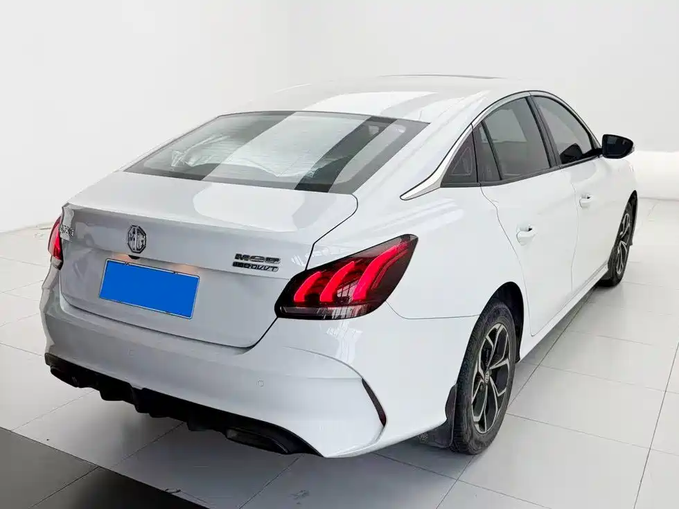 MG MG5 — миниатюра 9
