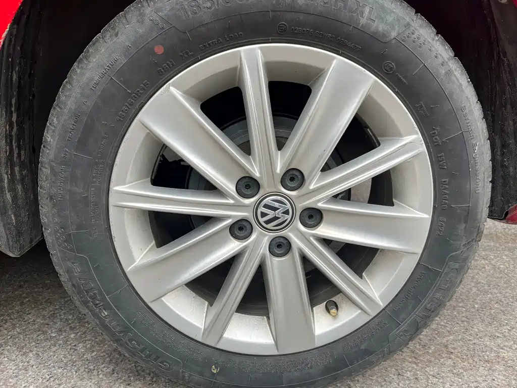 Volkswagen Polo — миниатюра 6