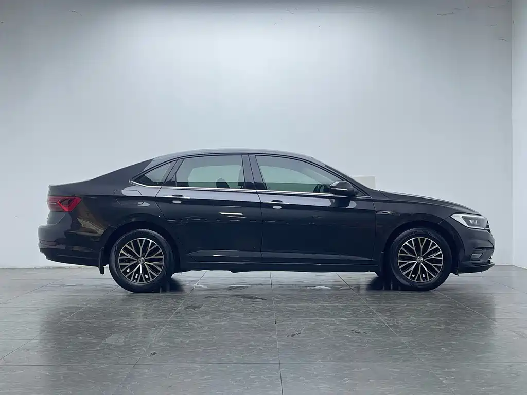 Volkswagen Sagitar — миниатюра 9