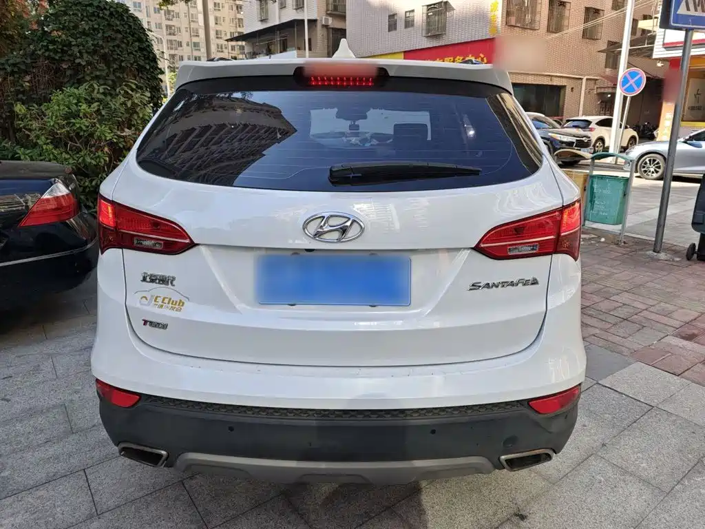 Hyundai Santa Fe — миниатюра 6