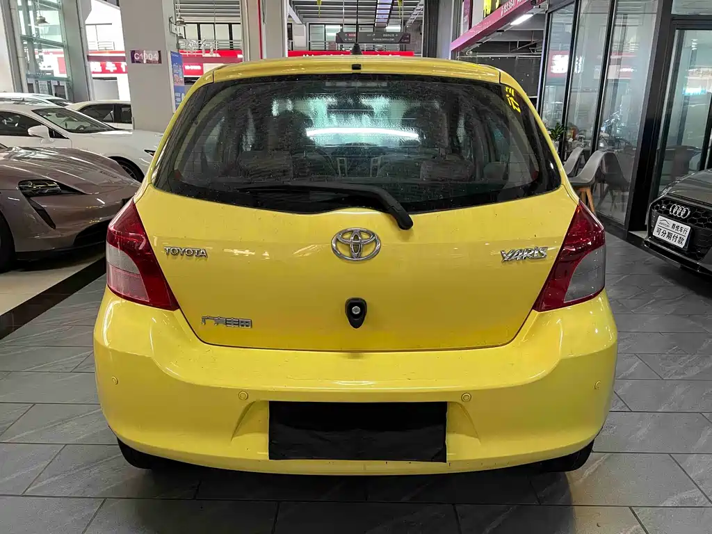 Toyota Yaris — миниатюра 3