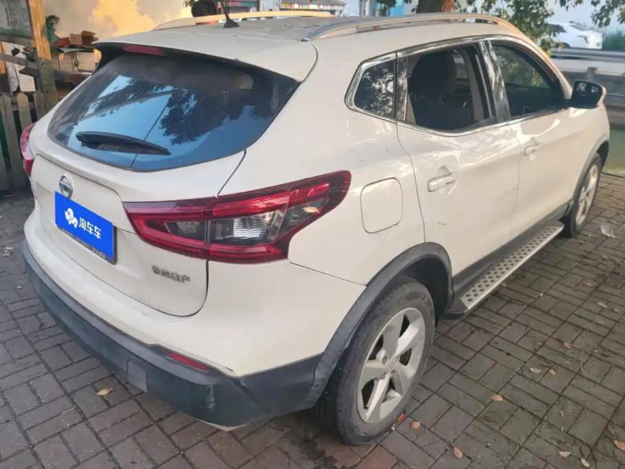 Nissan Qashqai — миниатюра 3