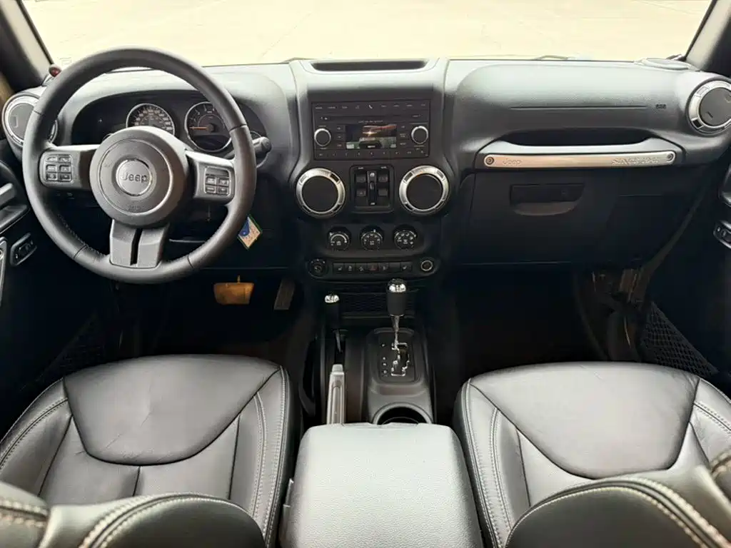 Jeep Wrangler — миниатюра 13