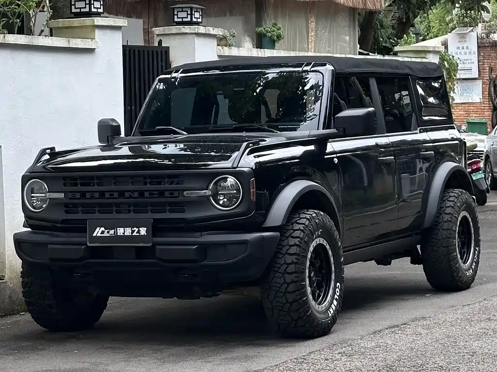 Ford Bronco